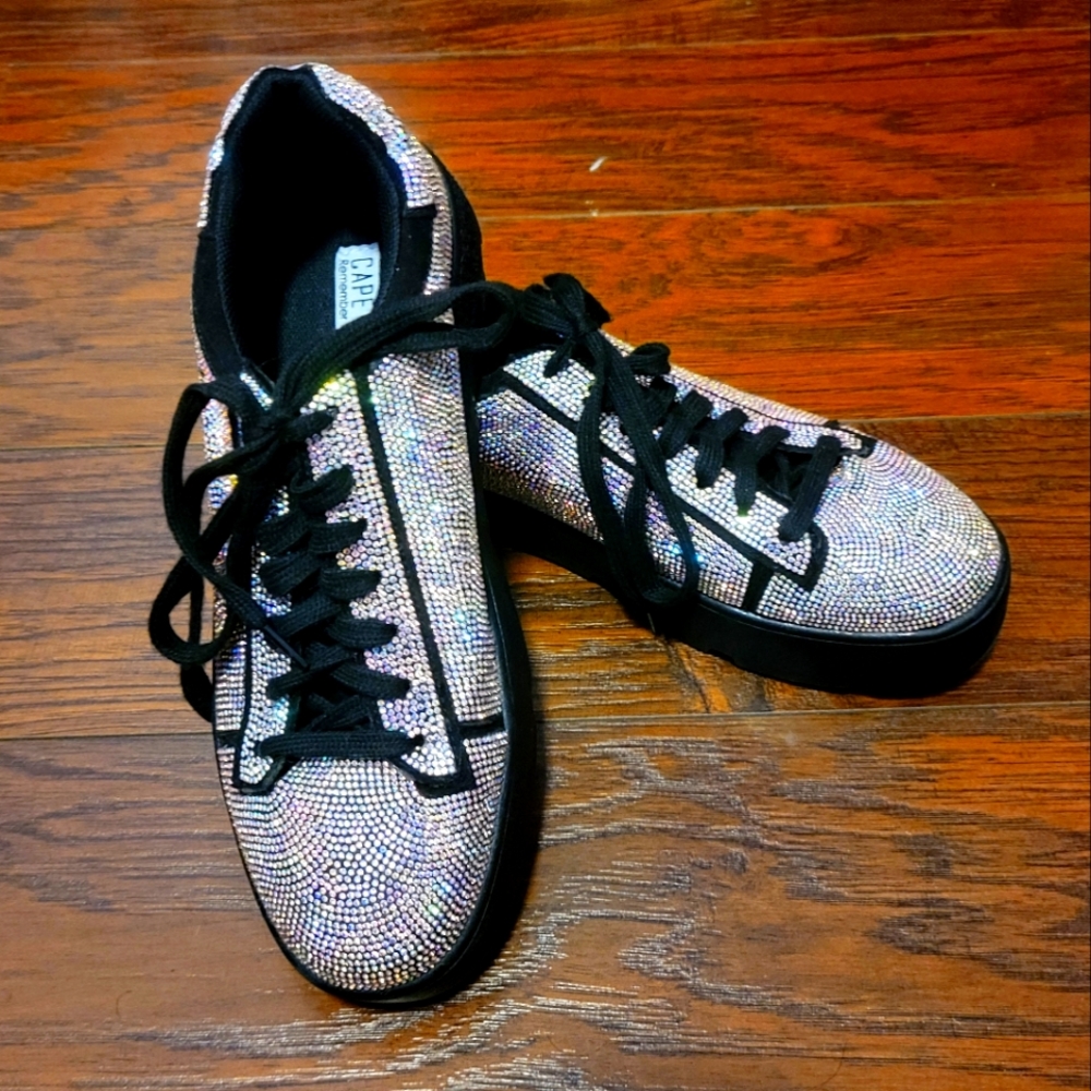 Cape Robbin Rhinestone Sneakers, sz 8.5